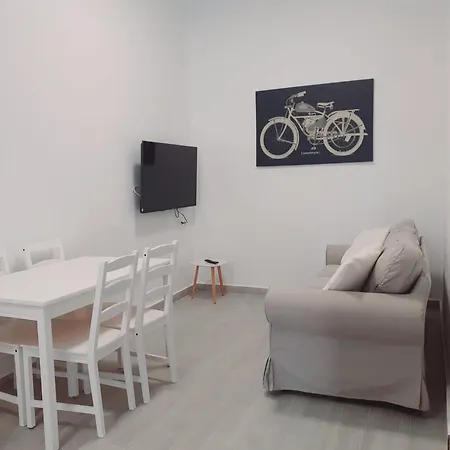 Santa Clara 1 Apartment *